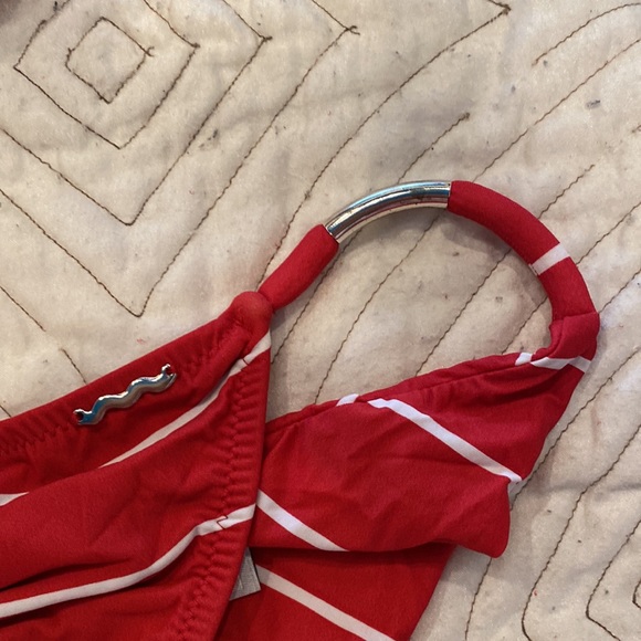 Red with white strip bikini 👙 Top L Bottom M - Picture 5 of 6